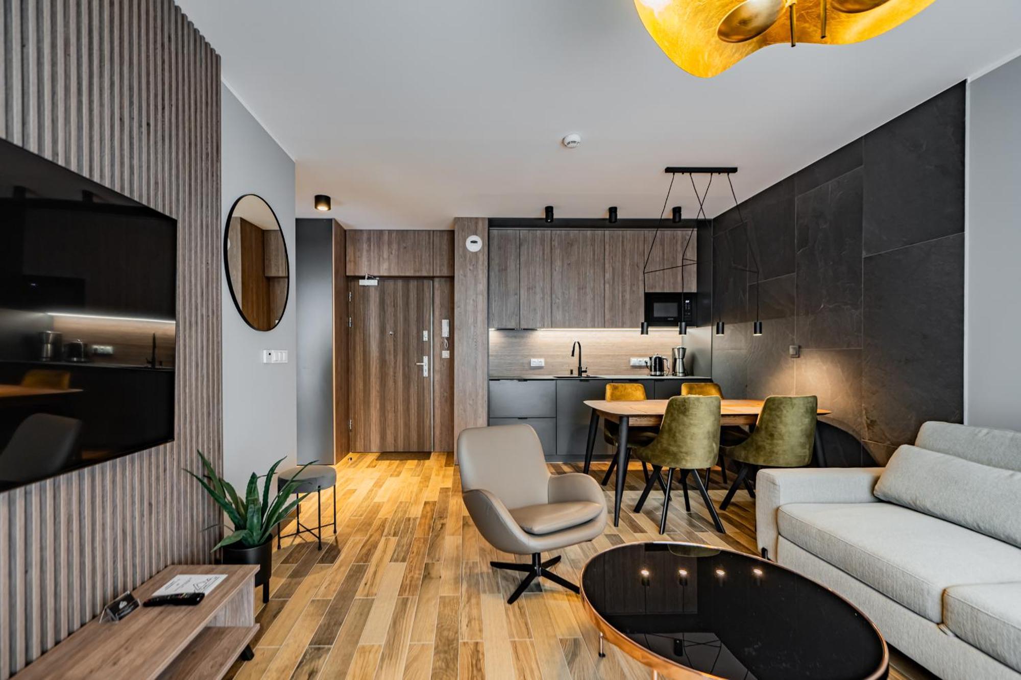 Stonehill24 - Apartament & Spa ชกลาร์สกา ปอเรมบา ภายนอก รูปภาพ
